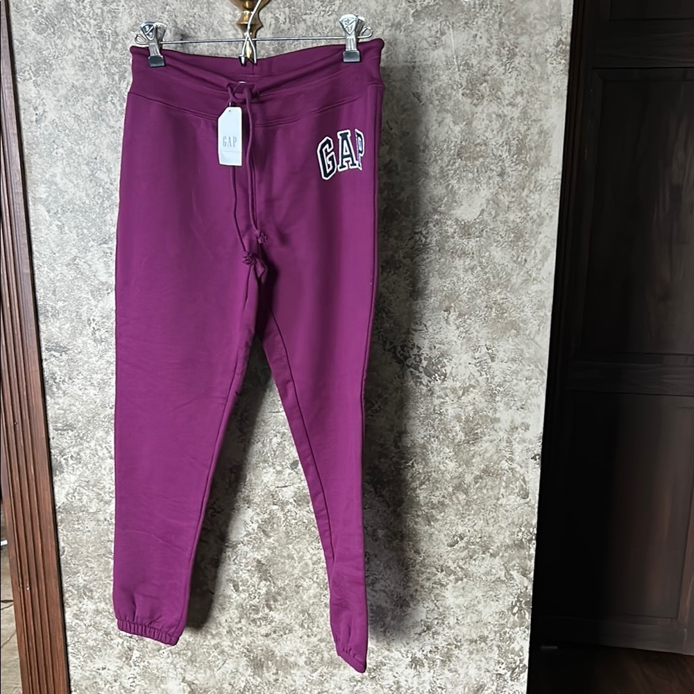 Women’s XS Petite Gap Factory Purple Joggers. No Pockets. Draw String.